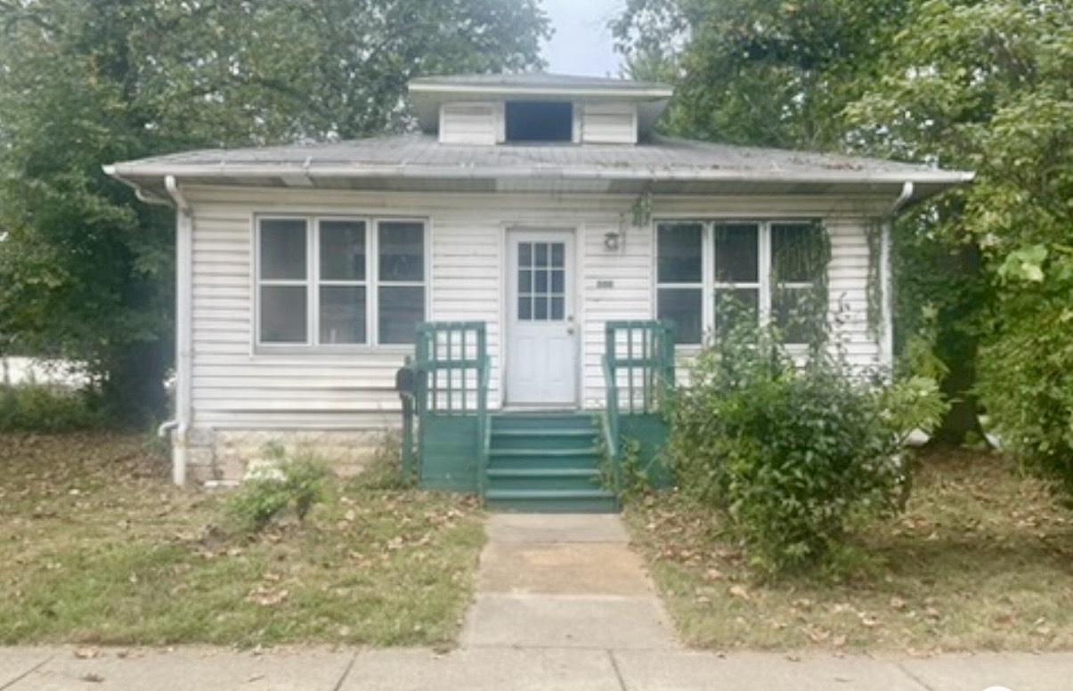 500 S Forest Ave., Carbondale, IL 62901