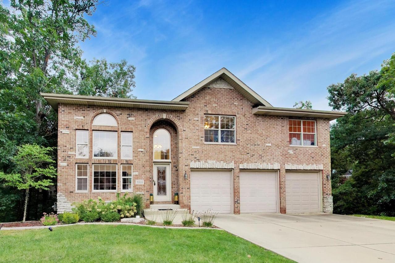 3511 Huntington Ter., Crete, IL 60417