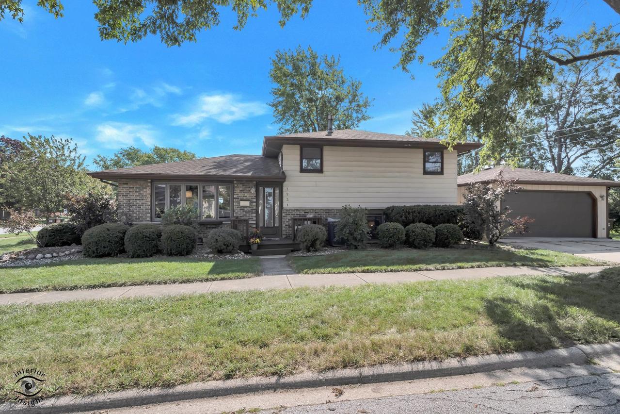 7531 170th St., Tinley Park, IL 60477