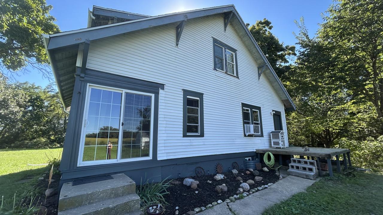 877 E County Road 2600 Rd., Niota, IL 62358