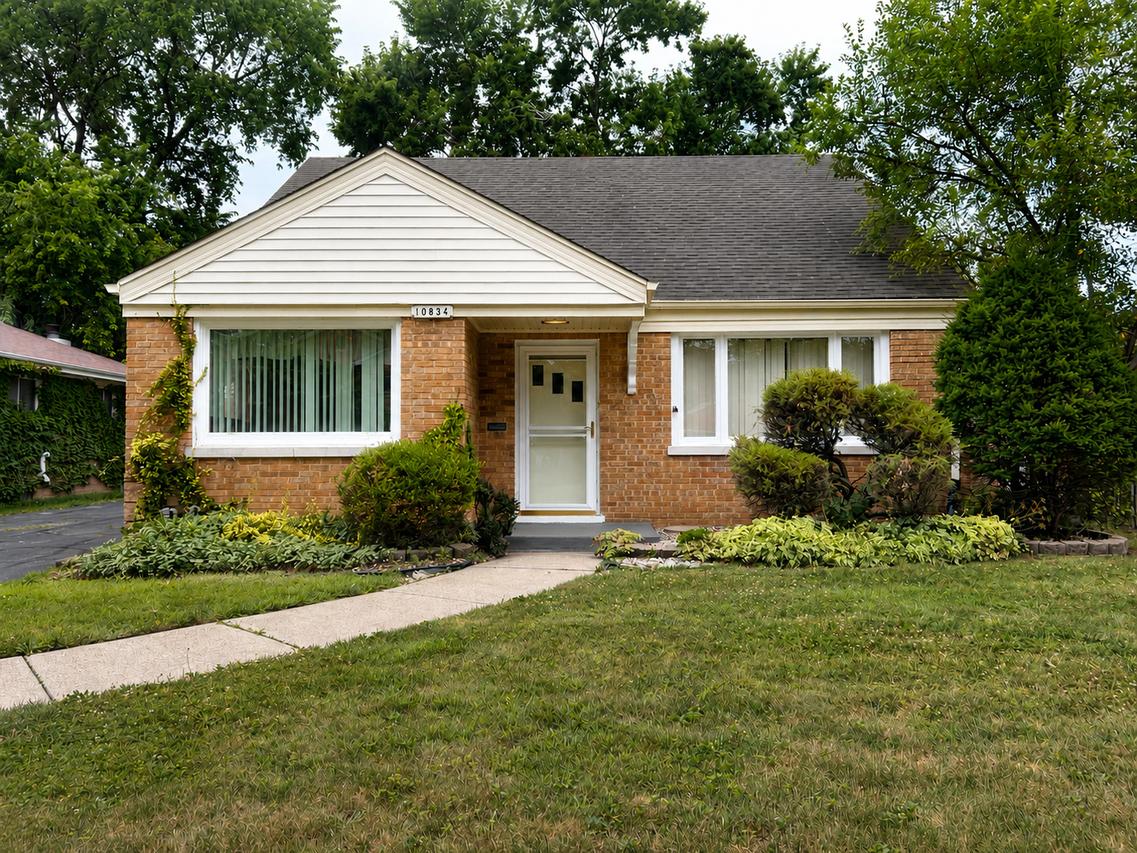 10834 S Keeler Ave., Oak Lawn, IL 60453