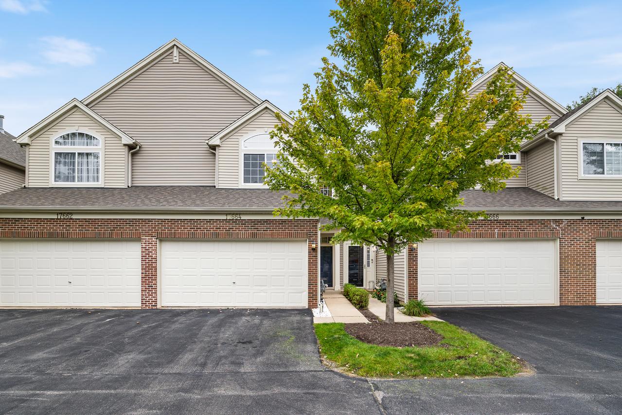 17664 S Alta Dr., Lockport, IL 60441