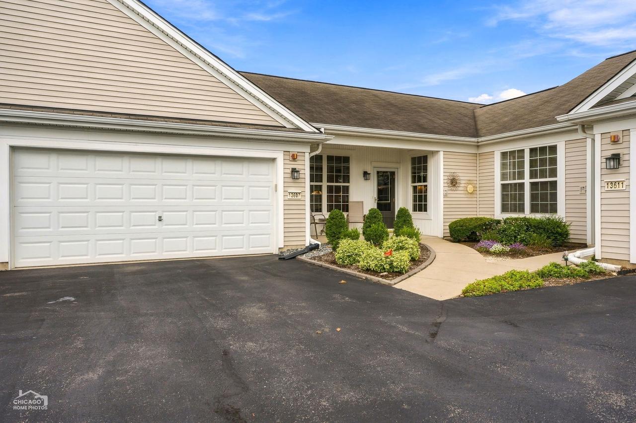 13607 Hemlock Rd., Huntley, IL 60142