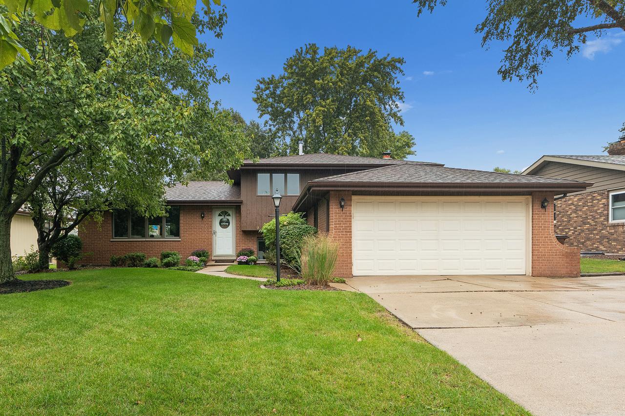10842 Bryant Rd., Mokena, IL 60448