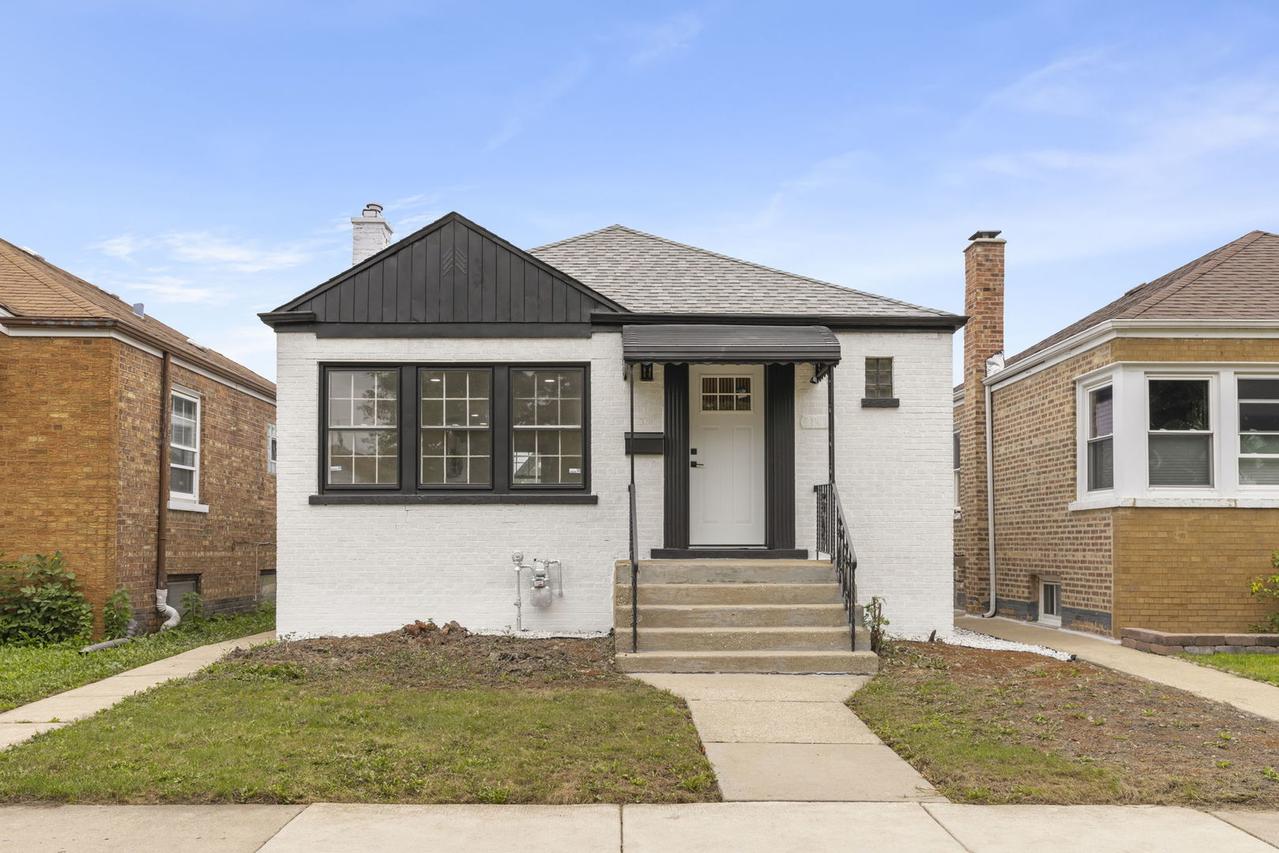 3748 W 54th St., Chicago, IL 60632