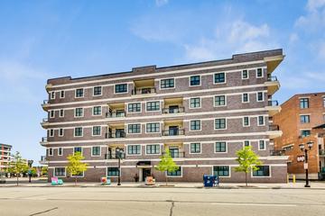 New Homes with Master Bedrooms on the 1st Floor That Attend Sandburg Middle  School: September 26th to October 2nd