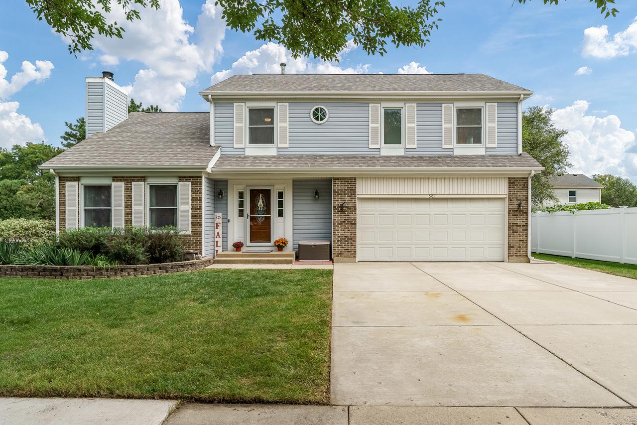 881 Willowbrook Dr., Wheeling, IL 60090