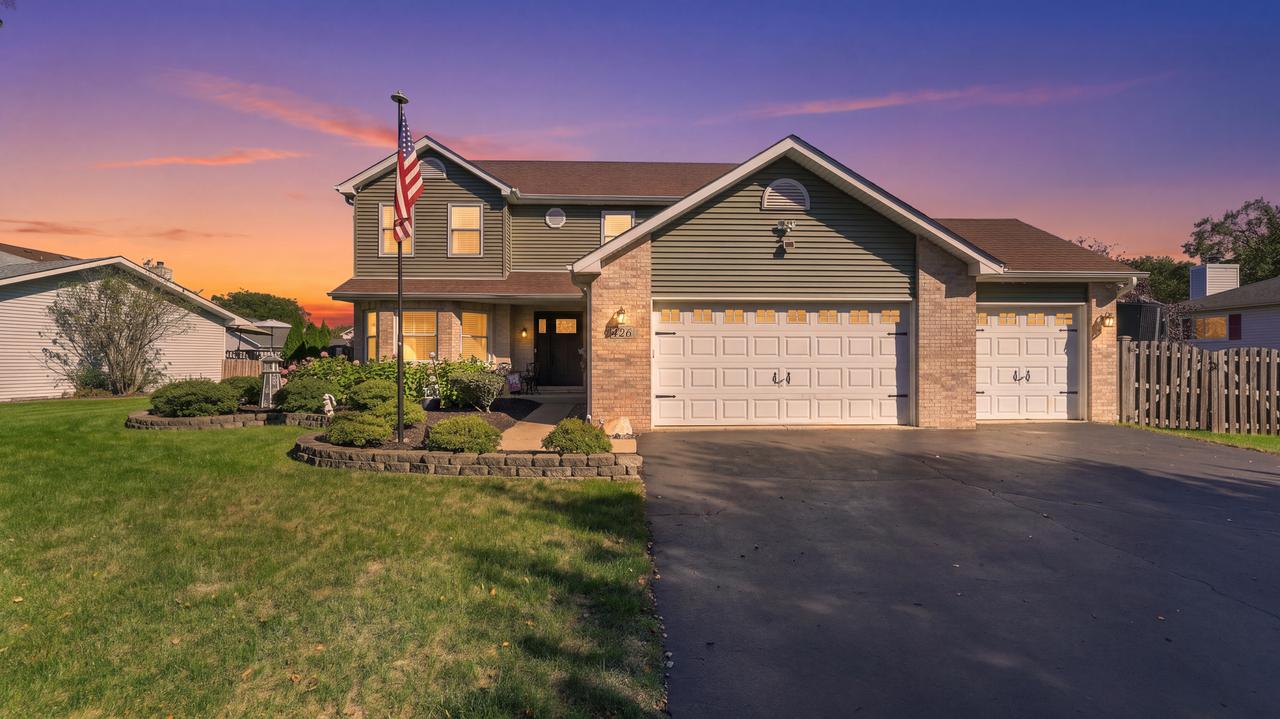 426 Badger Ln., Oswego, IL 60543