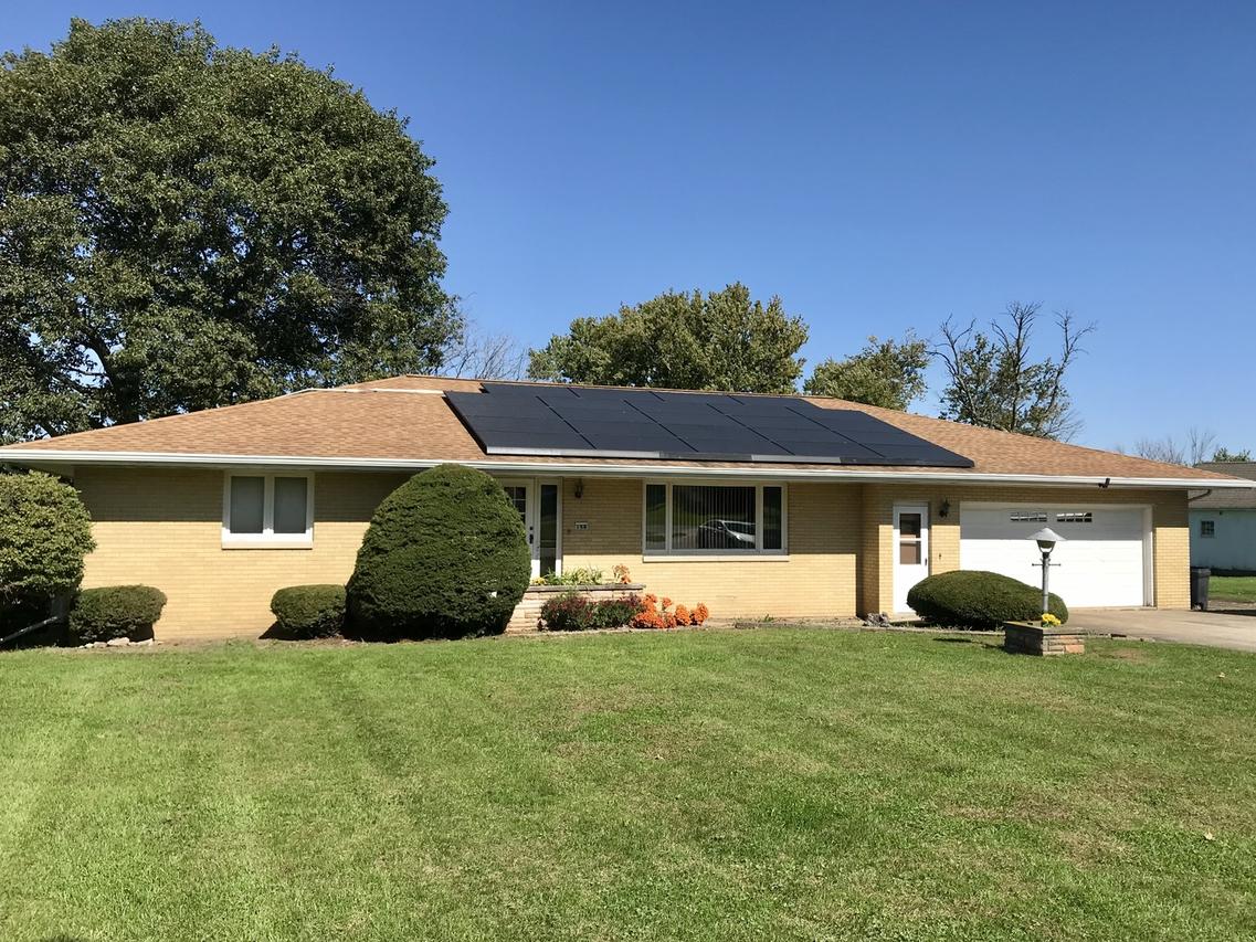 156 E Main St., Bradford, IL 61421