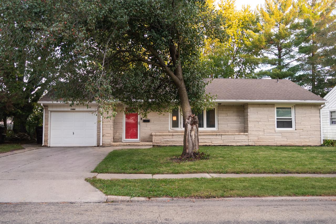 1101 N Main St., Rochelle, IL 61068