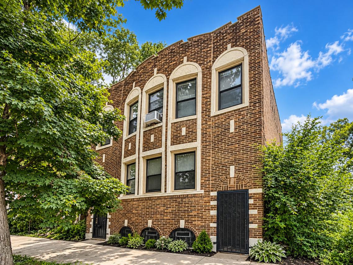 1817 S Harding Ave., Chicago, IL 60623