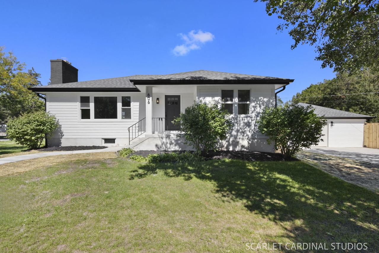 606 E Washington St., Villa Park, IL 60181