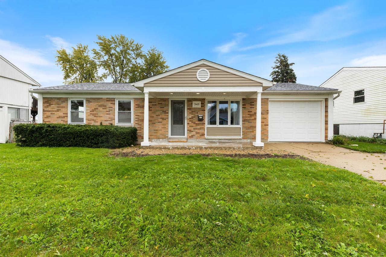 345 Hickory Ave., Romeoville, IL 60446