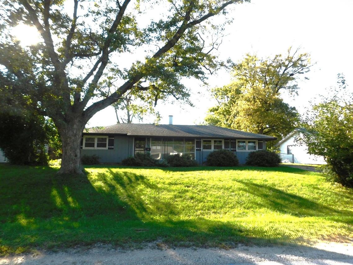 19020 Baker Ave., Country Club Hills, IL 60478