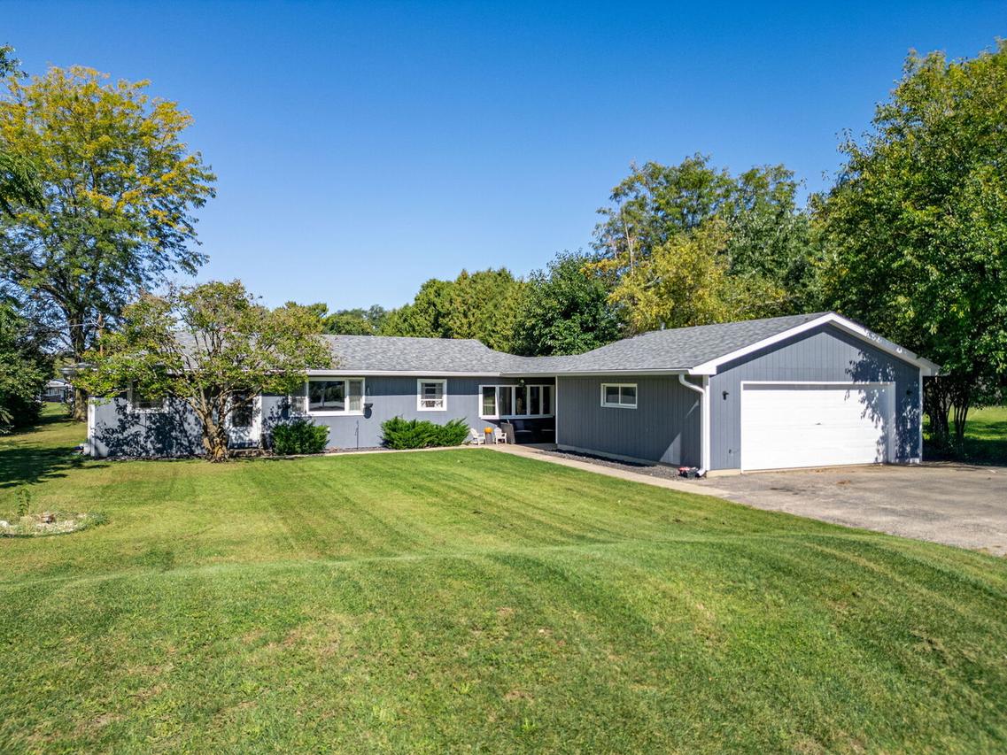 2302 NW Route 12 Hwy., Spring Grove, IL 60081