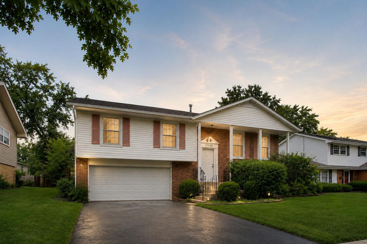 17730 Cherrywood Ln., Homewood, IL 60430