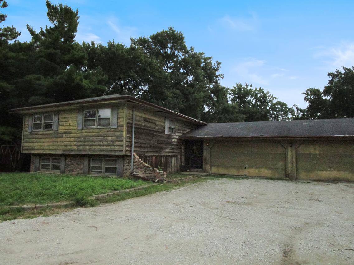 2659 Hobson Rd., Downers Grove, IL 60516