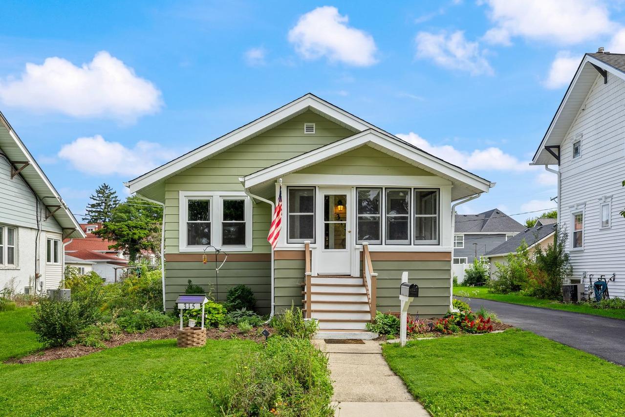 315 S Myrtle Ave., Villa Park, IL 60181