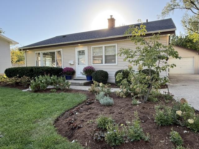 1445 N Webster St., Naperville, IL 60563