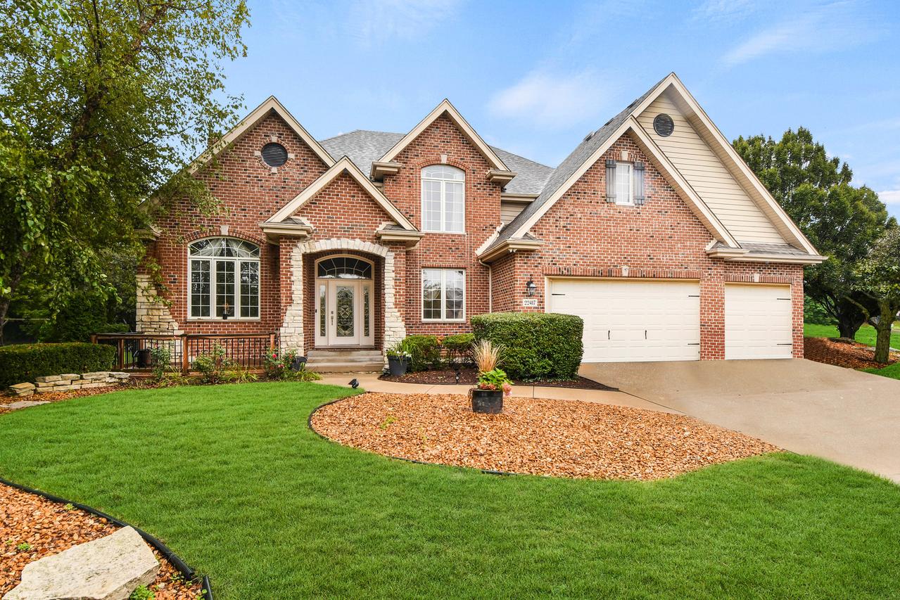 22417 Hughes St., Frankfort, IL 60423
