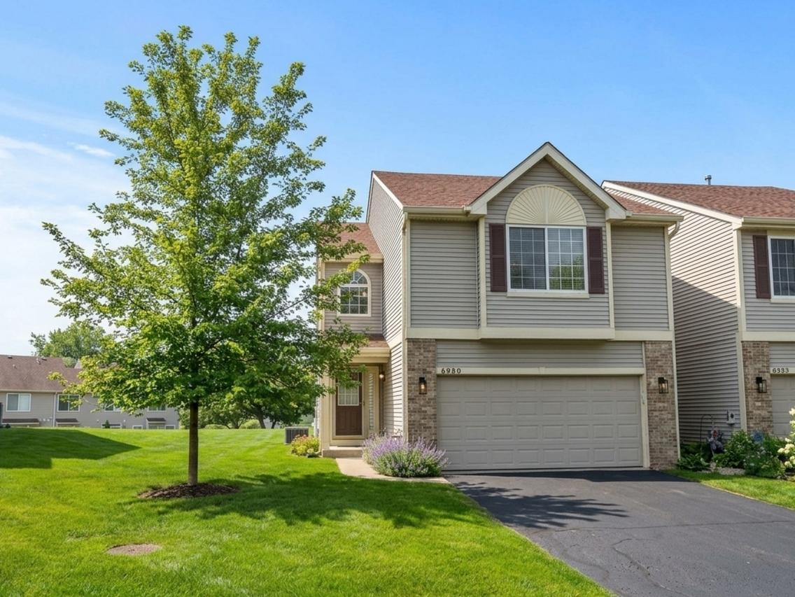 6980 Brightwater Dr., Fox Lake, IL 60020