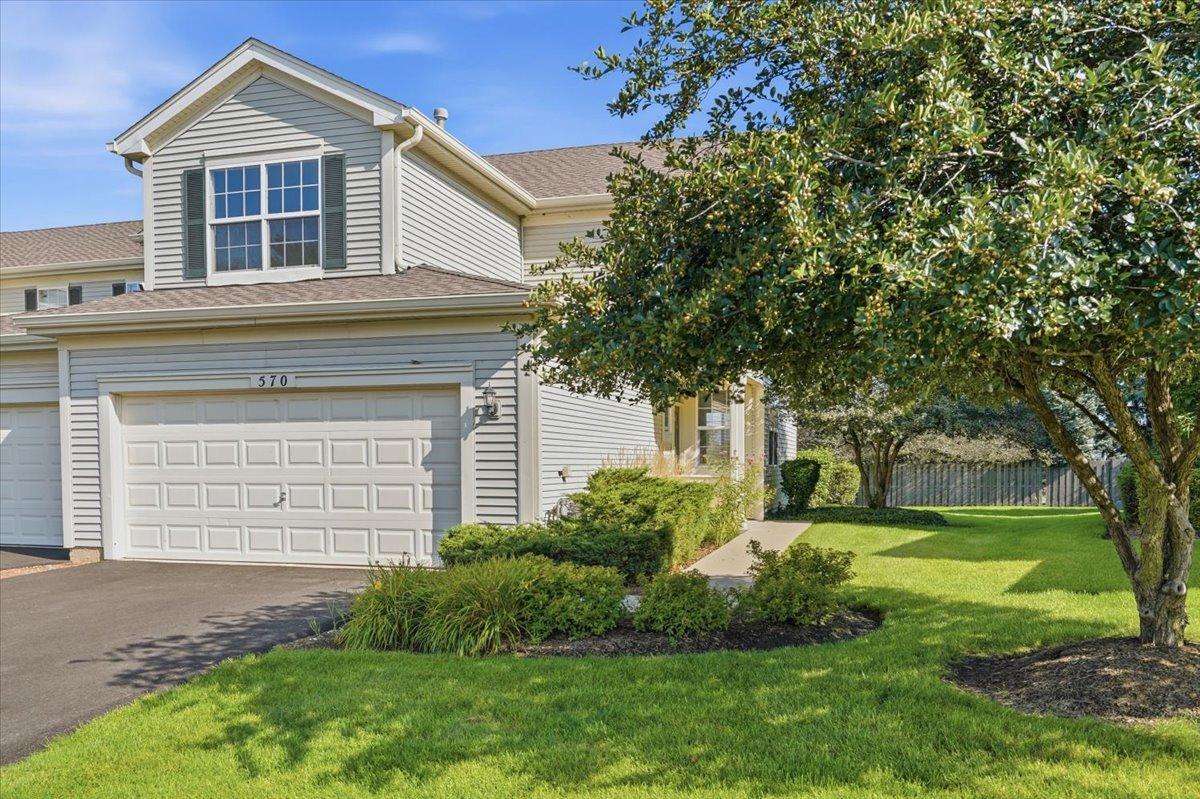 570 W Kristina Ln., Round Lake, IL 60073