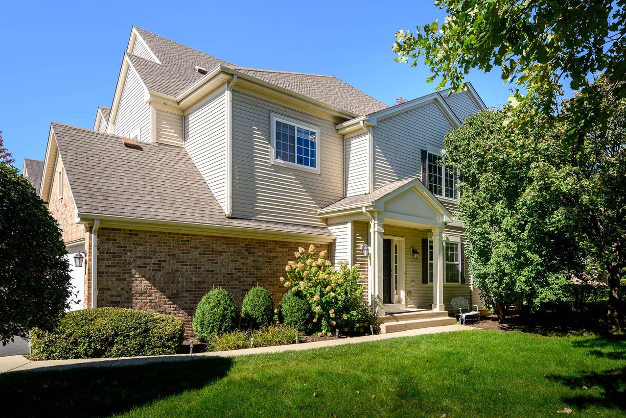 6080 Halloran Ln., Hoffman Estates, IL 60192