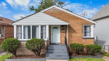 New Homes with Master Bedrooms on the 1st Floor in East Side: September 26th to October 2nd
