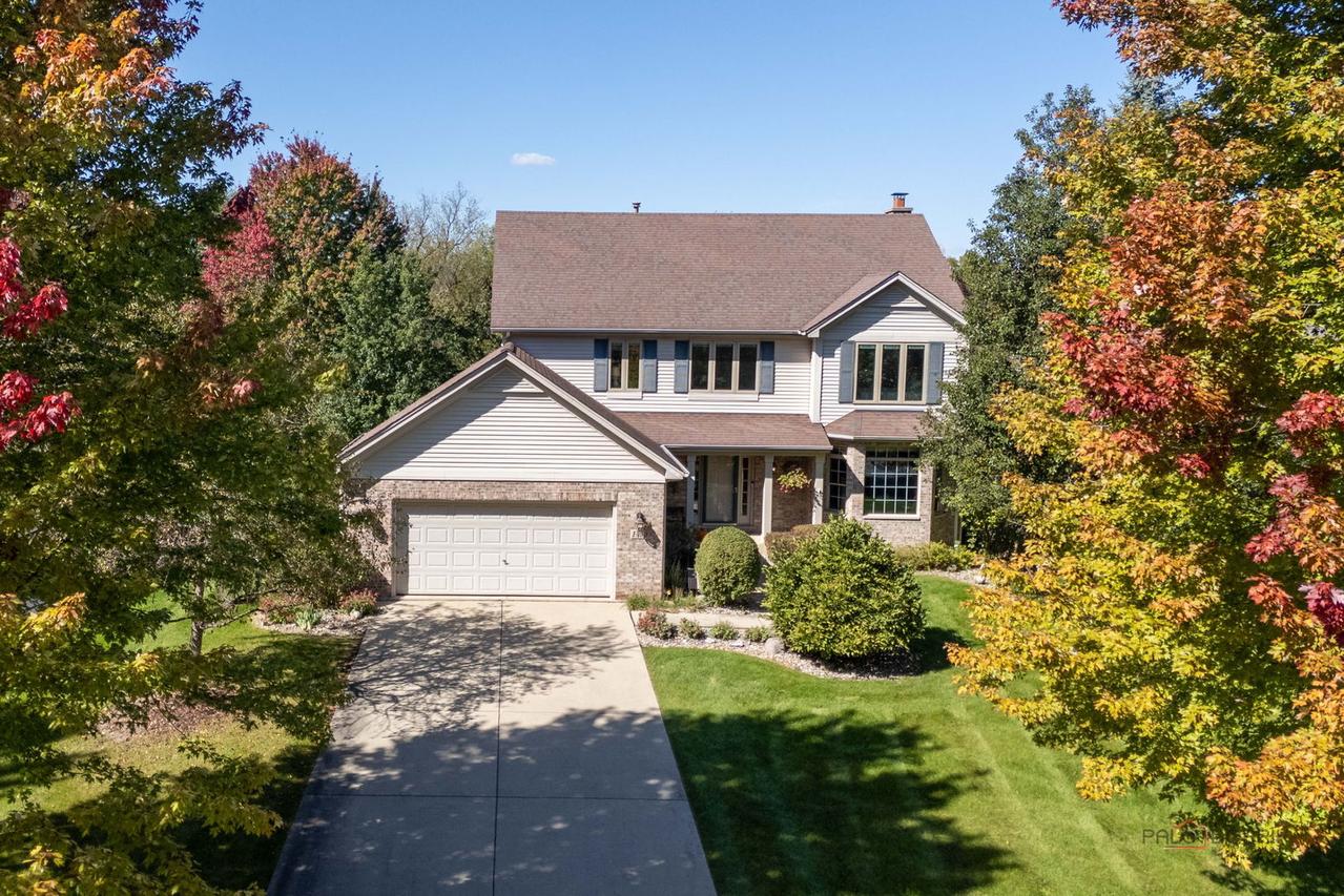 1490 Pheasant Trail Ct., Hoffman Estates, IL 60192