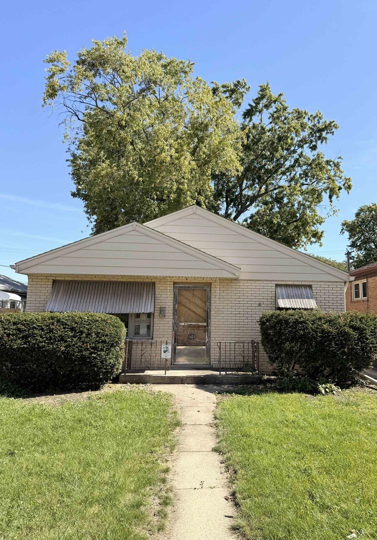 1631 N 36th Ave., Melrose Park, IL 60160