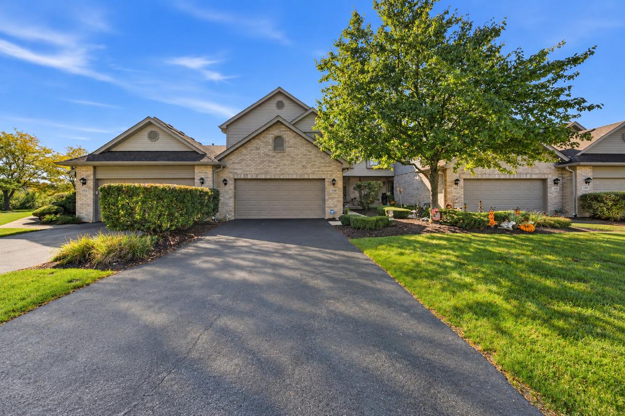 1169 Amber Dr., Lemont, IL 60439