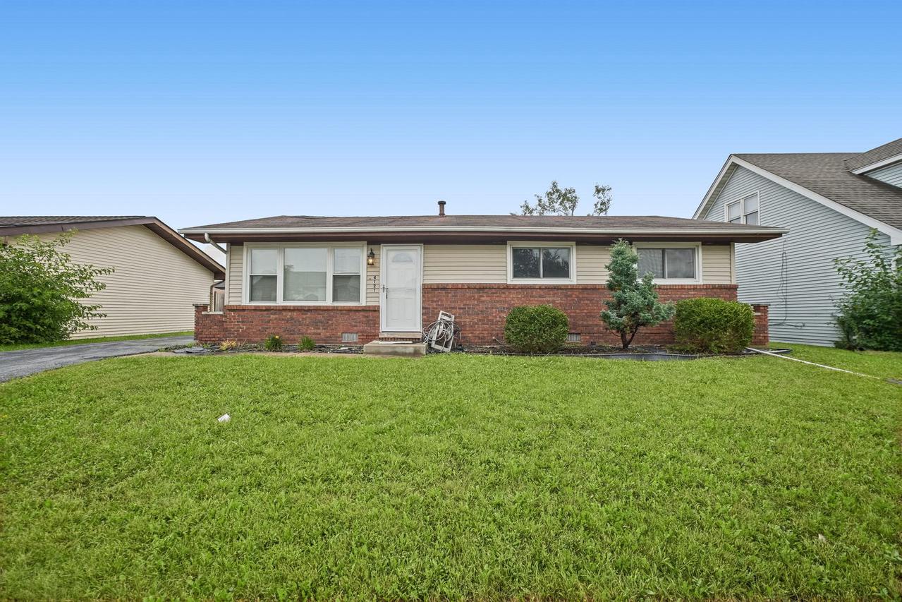 4121 Indian Hill Dr., Country Club Hills, IL 60478