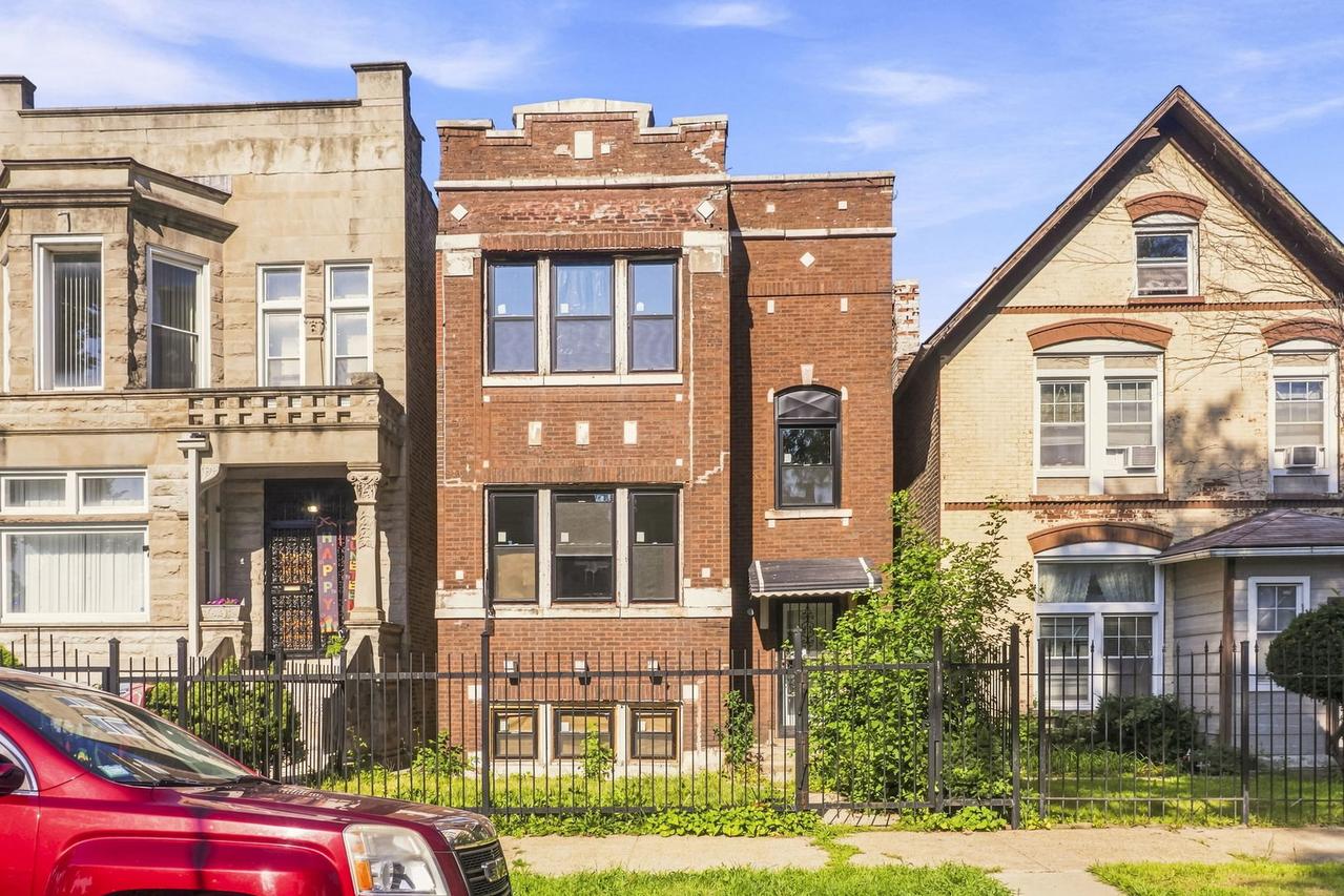 2112 S Drake Ave., Chicago, IL 60623
