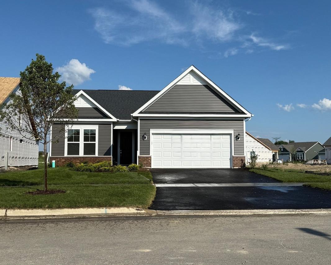 3144 Adelwood Cir., Aurora, IL 60503