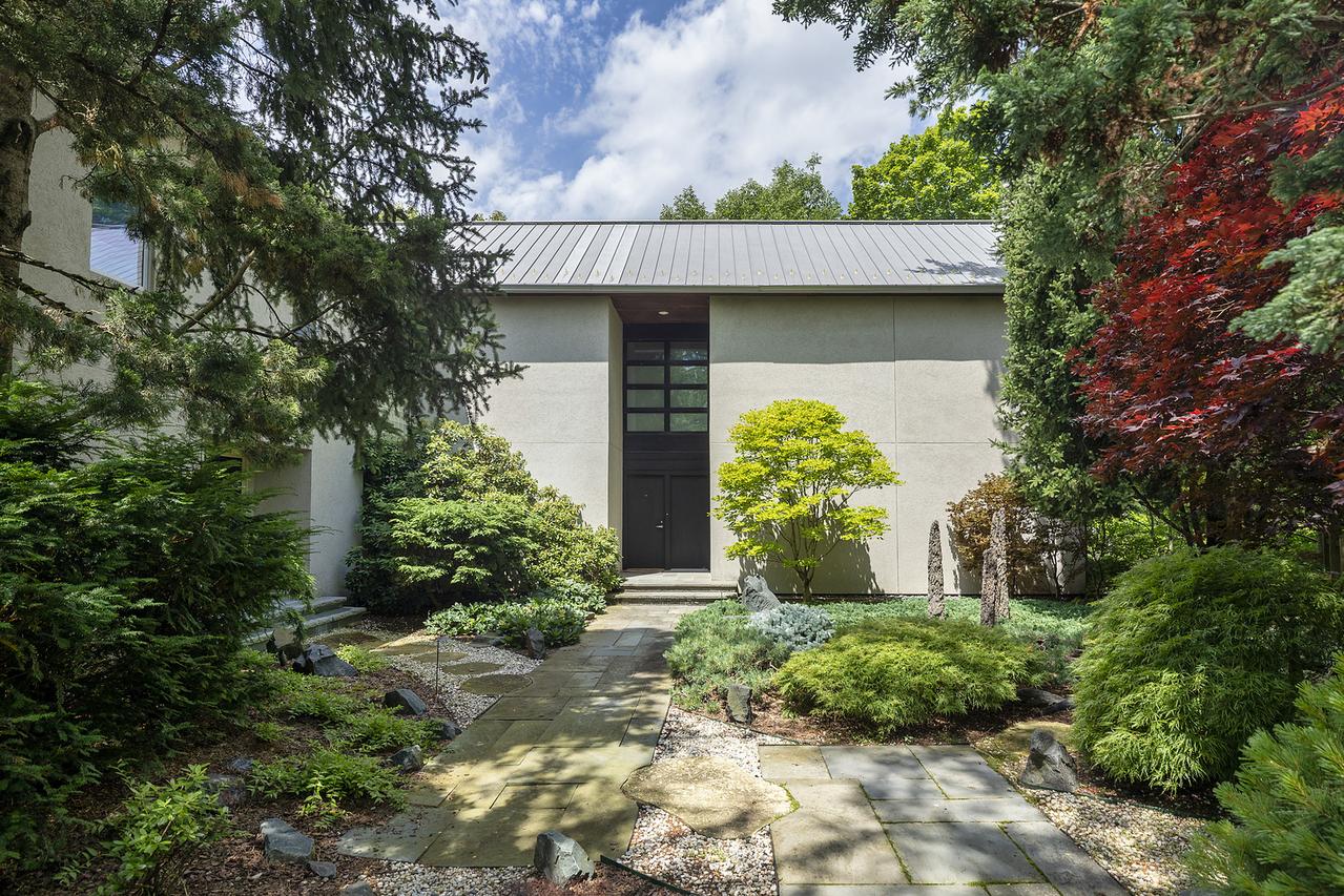 11 Rockgate Ln., Glencoe, IL 60022