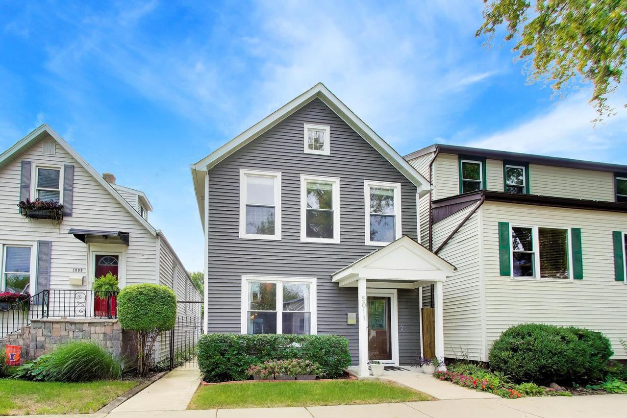 5011 W Strong St., Chicago, IL 60630