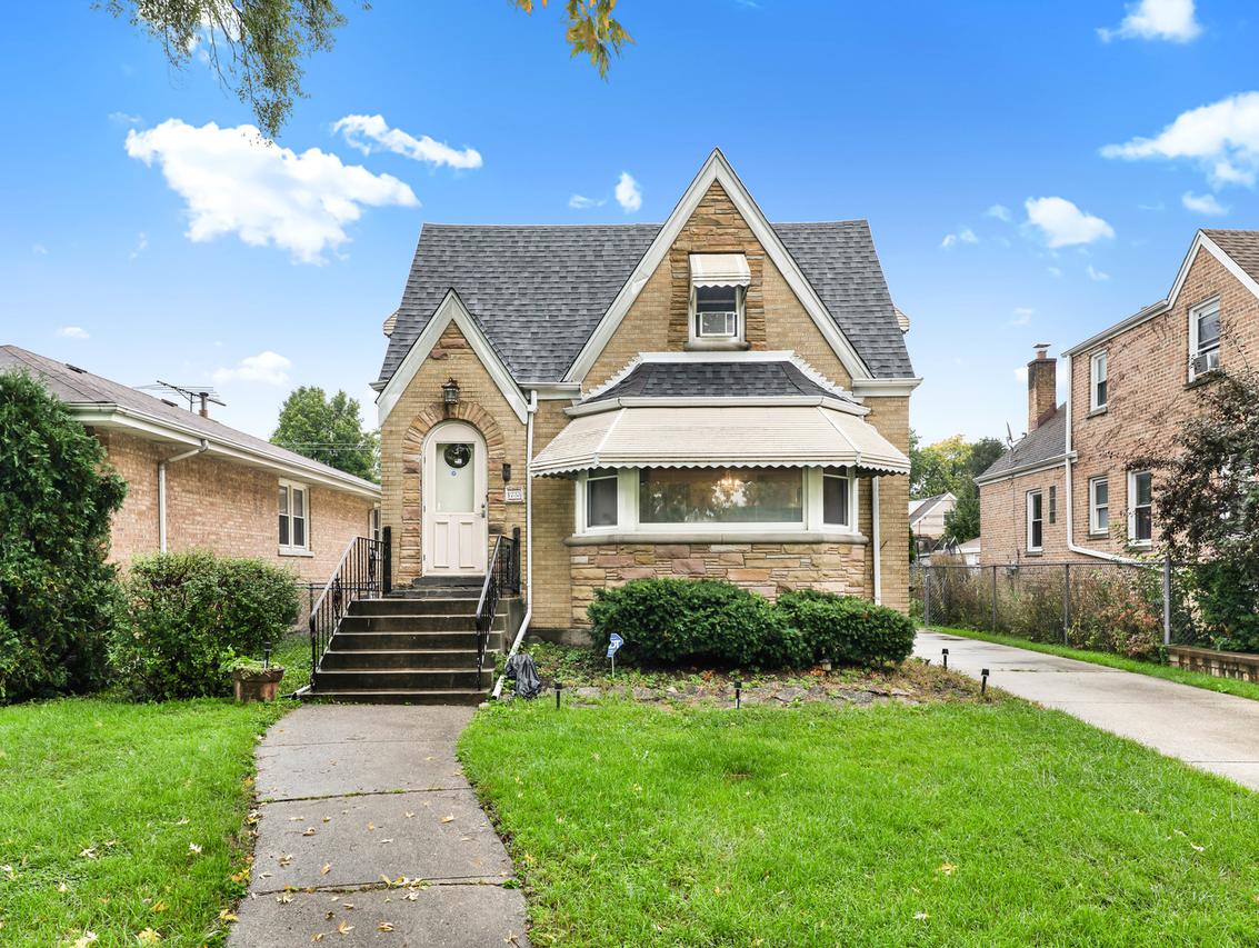 1733 N 73rd Ave., Elmwood Park, IL 60707