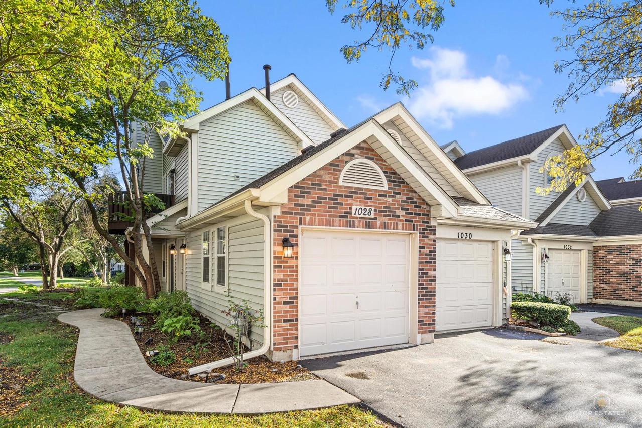 1028 Rockport Dr., Carol Stream, IL 60188