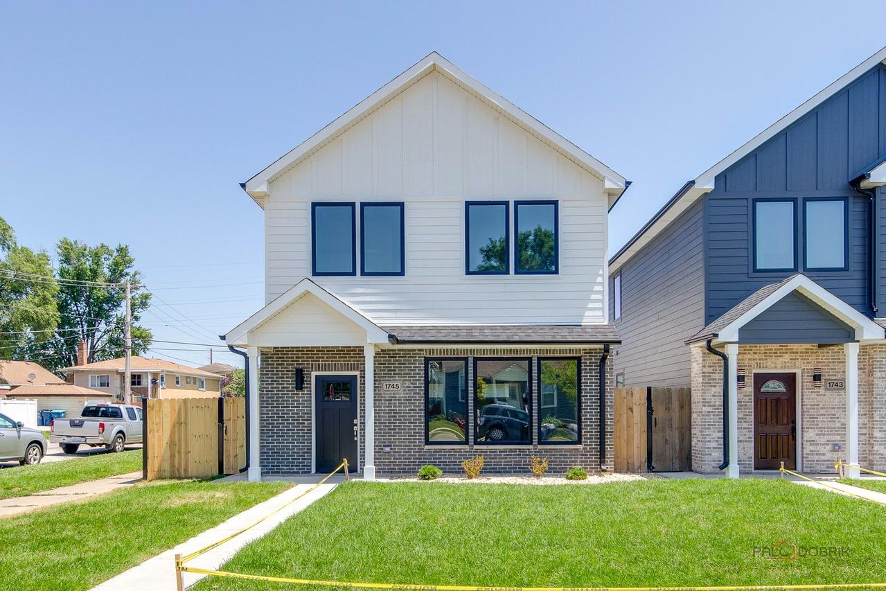 1745 N 34th Ave., Stone Park, IL 60165