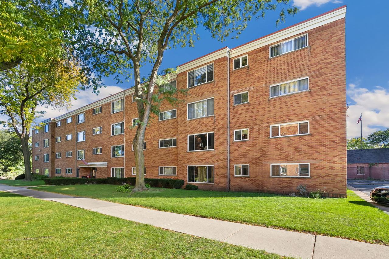 6220 N Ridge Ave. #S208, Chicago, IL 60660