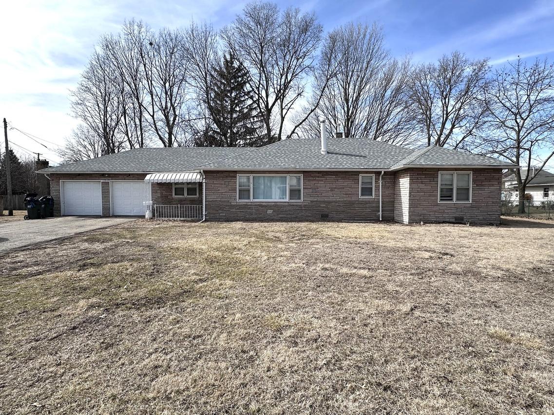 1107 Locust St., Sterling, IL 61081