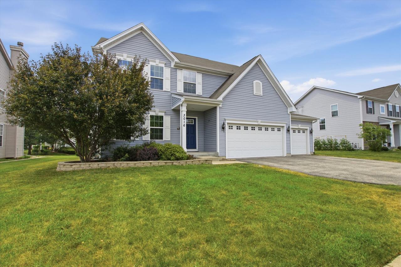 3016 Monterey Ln., Wadsworth, IL 60083