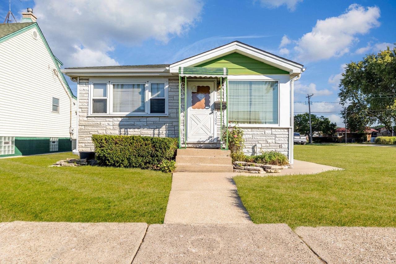 7304 W 59th St., Summit, IL 60501