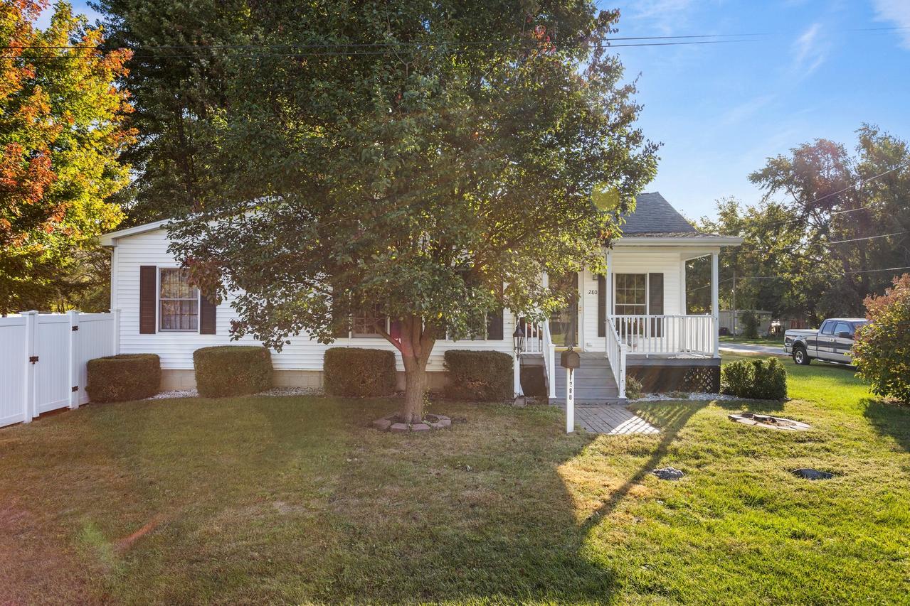 280 S Plum St., Bement, IL 61813