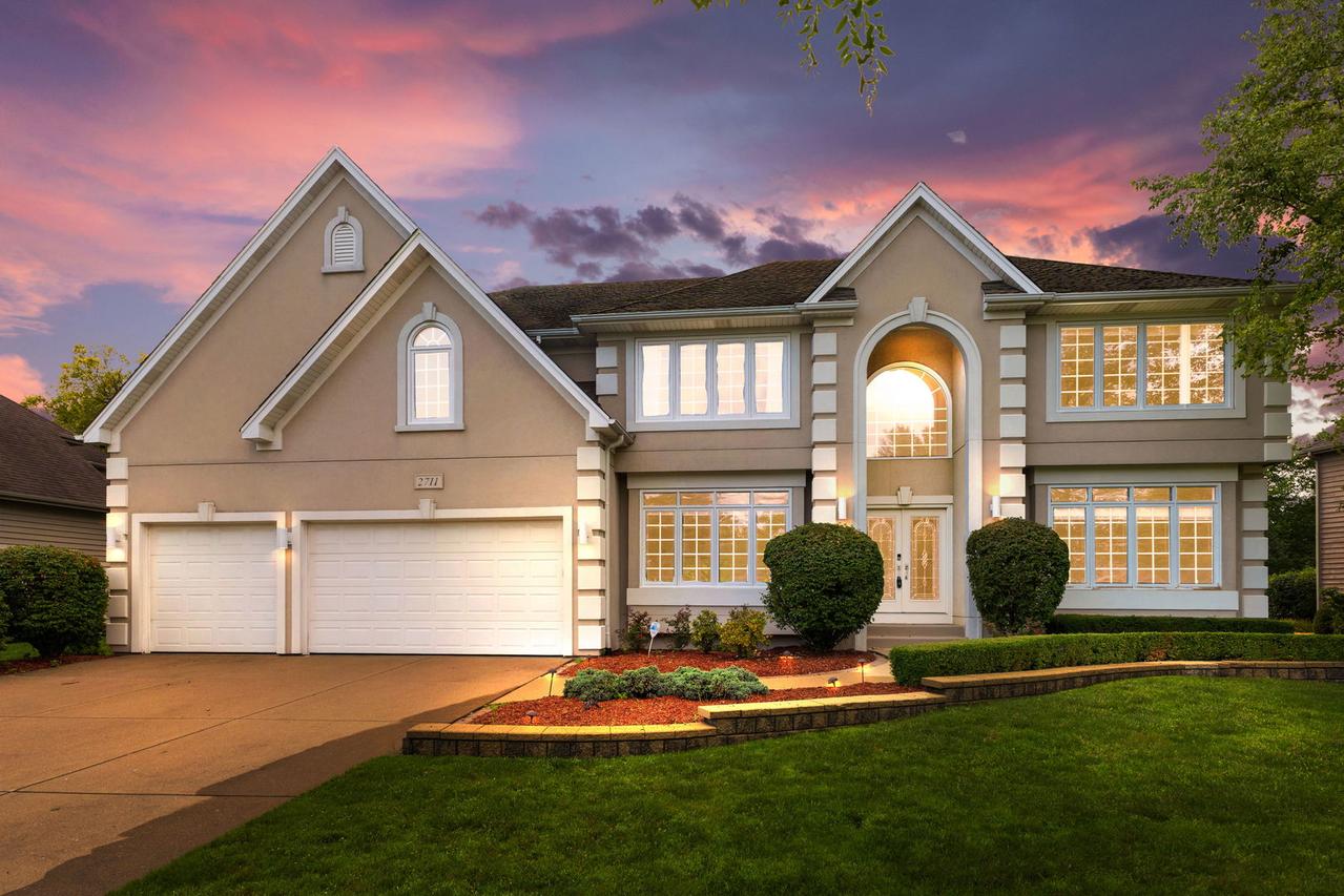 2711 Deering Bay Dr., Naperville, IL 60564