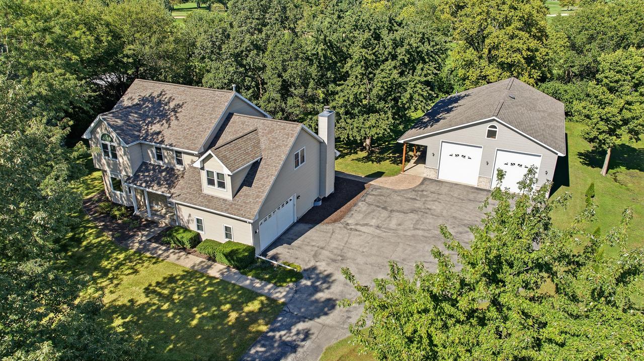 3429 Wolf Rd., Oswego, IL 60543