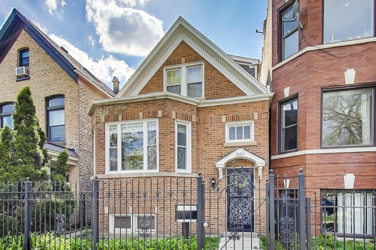 2052 N Whipple St., Chicago, IL 60647