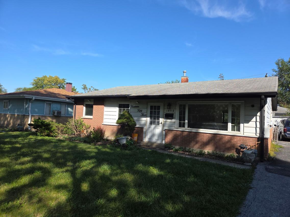 1453 Forest Pl., Calumet City, IL 60409