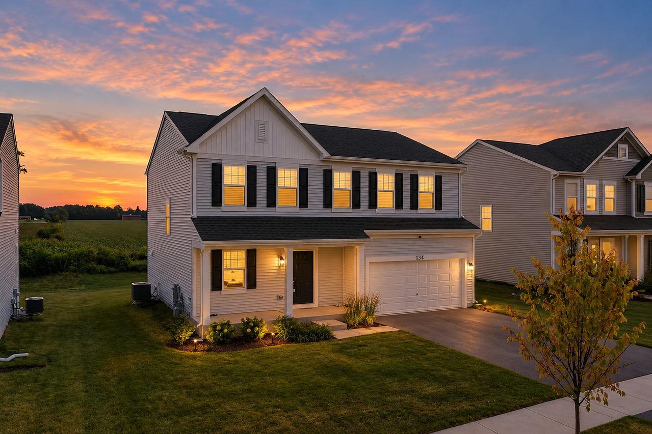134 Piper Glen Ave., Oswego, IL 60543