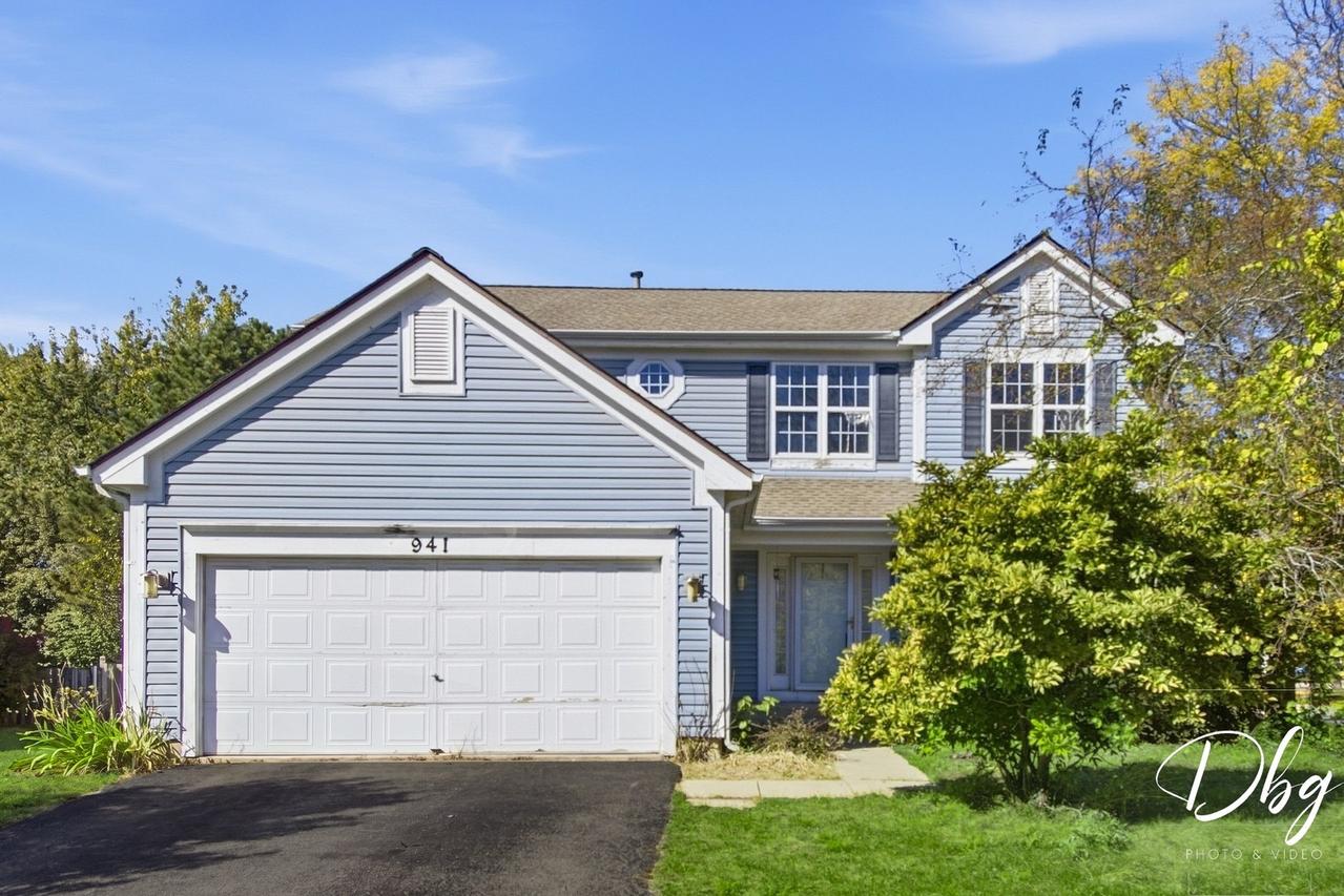 941 W Cambridge Ct., Grayslake, IL 60030